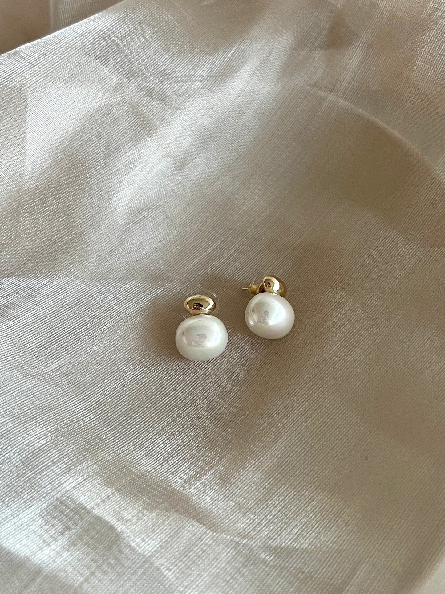 Bean Pearl Earrings