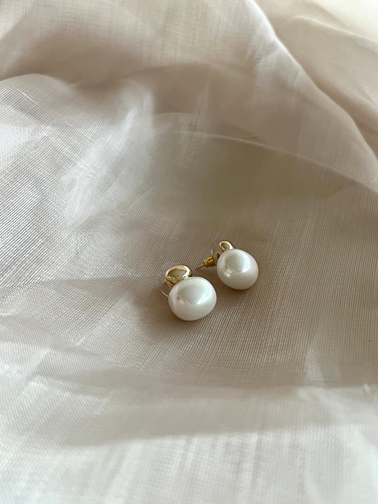 Bean Pearl Earrings