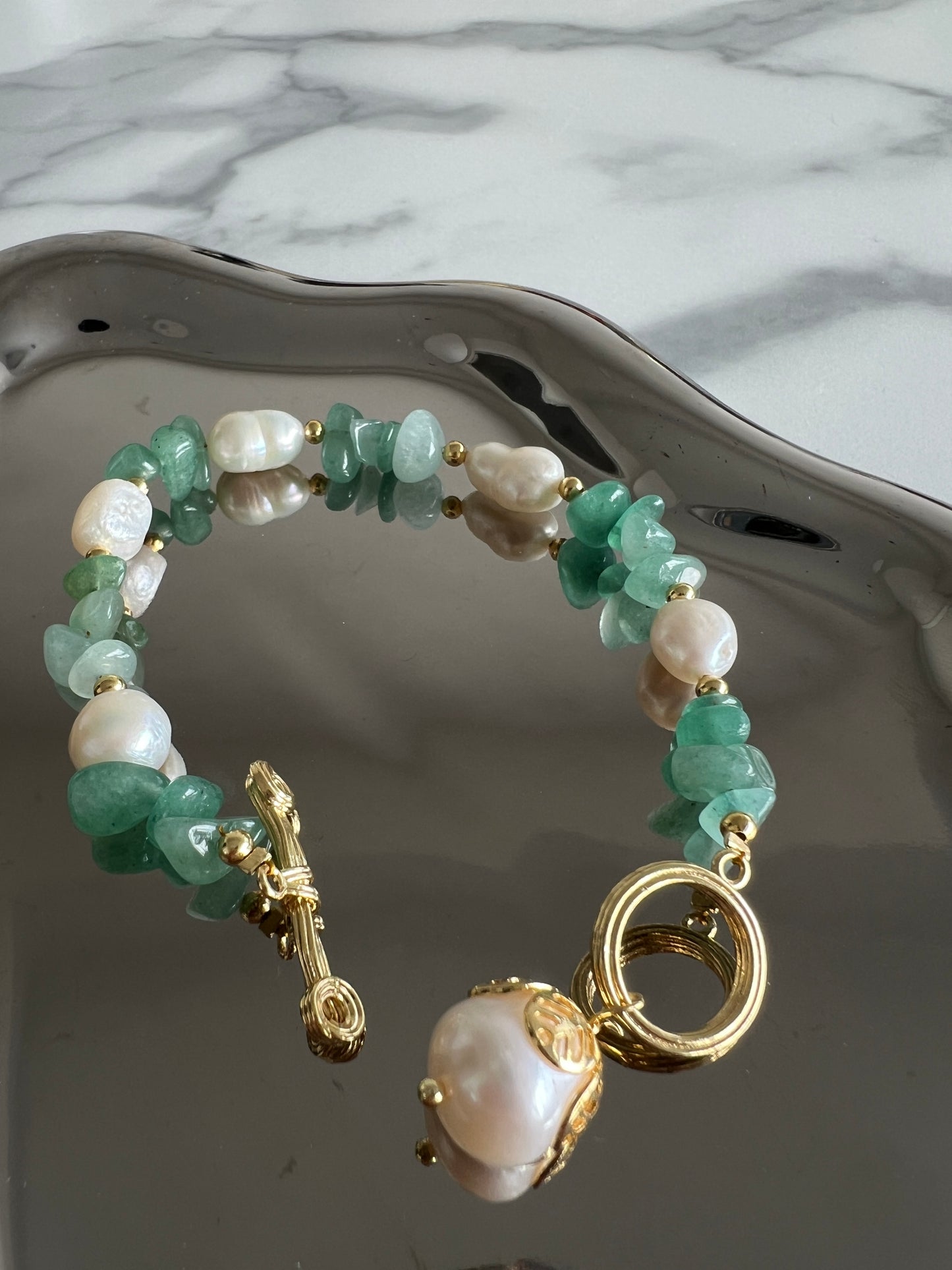 Green Stone Pearl Bracelet