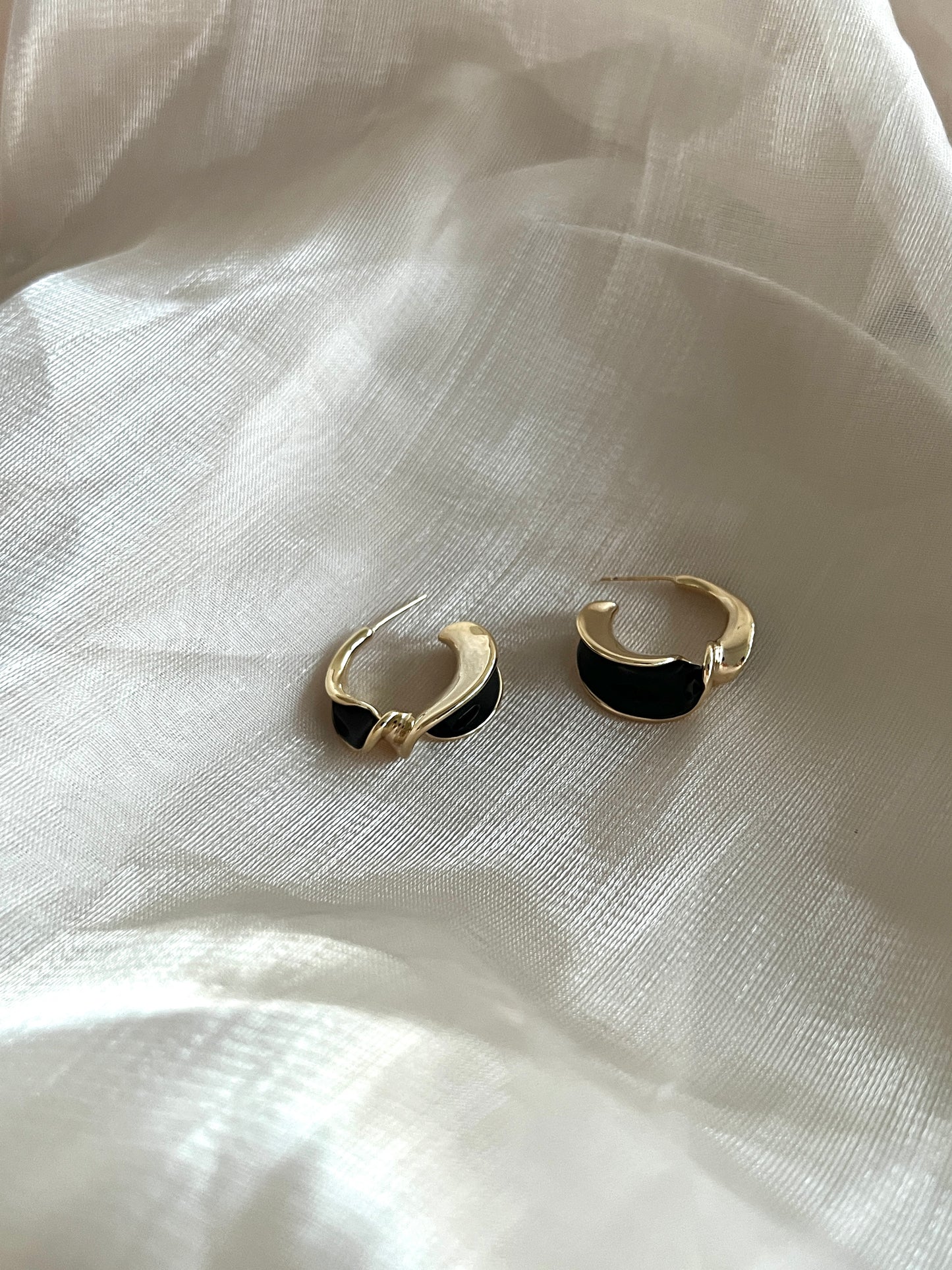 Twisted Black Gold Hoop Earrings