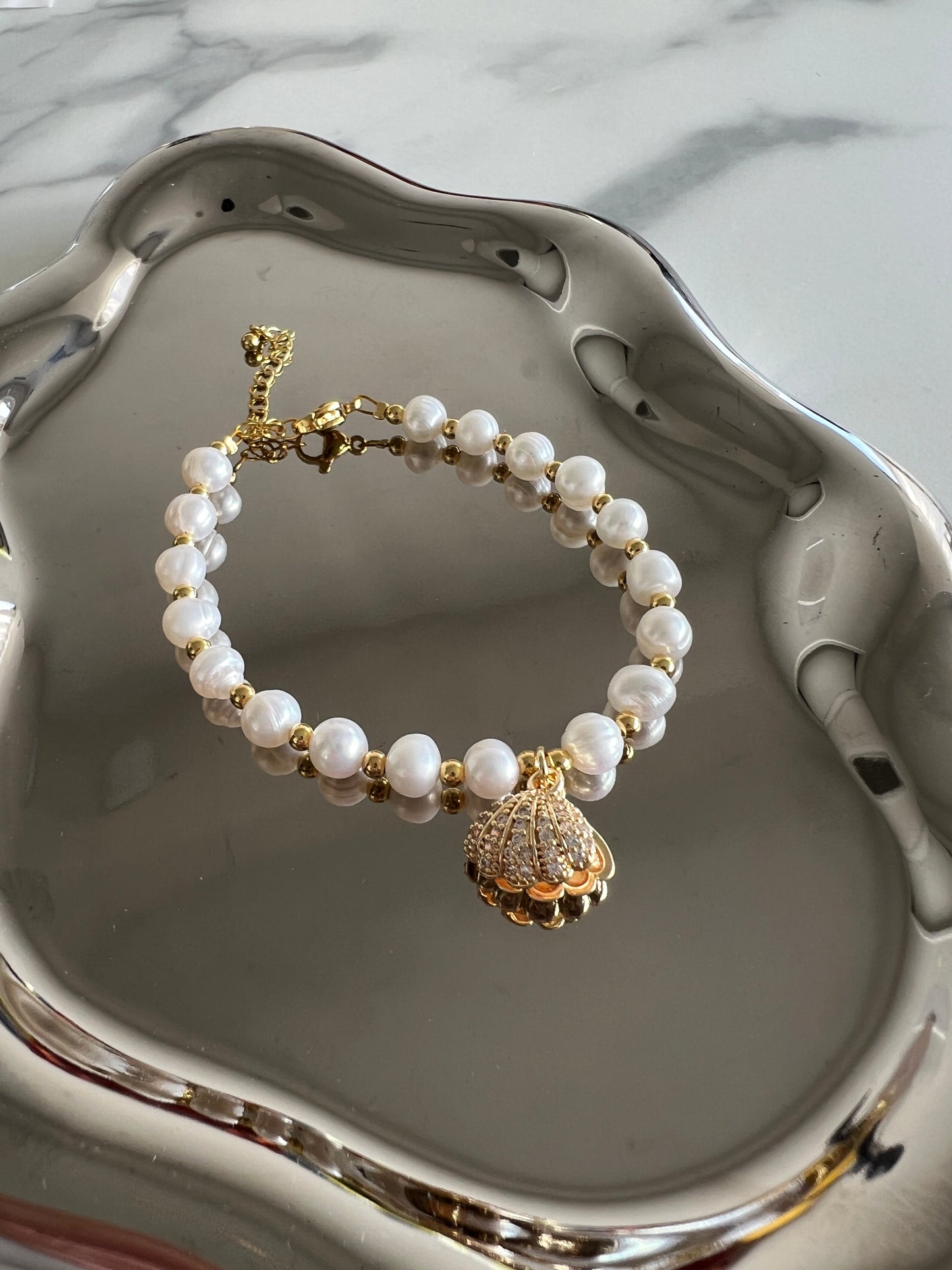 Shell and Pearl Bracelet