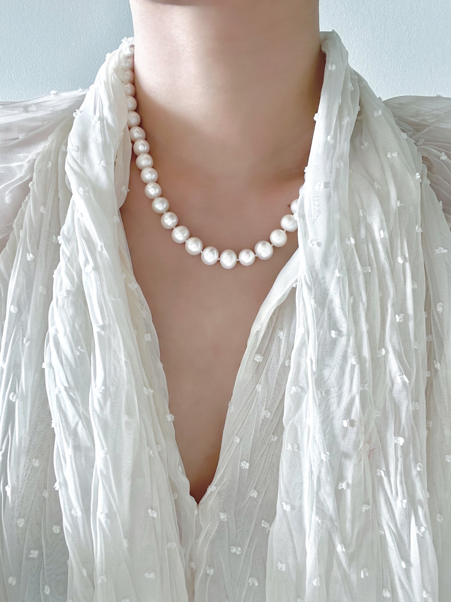 Elegant Classic Freshwater Pearl Necklace