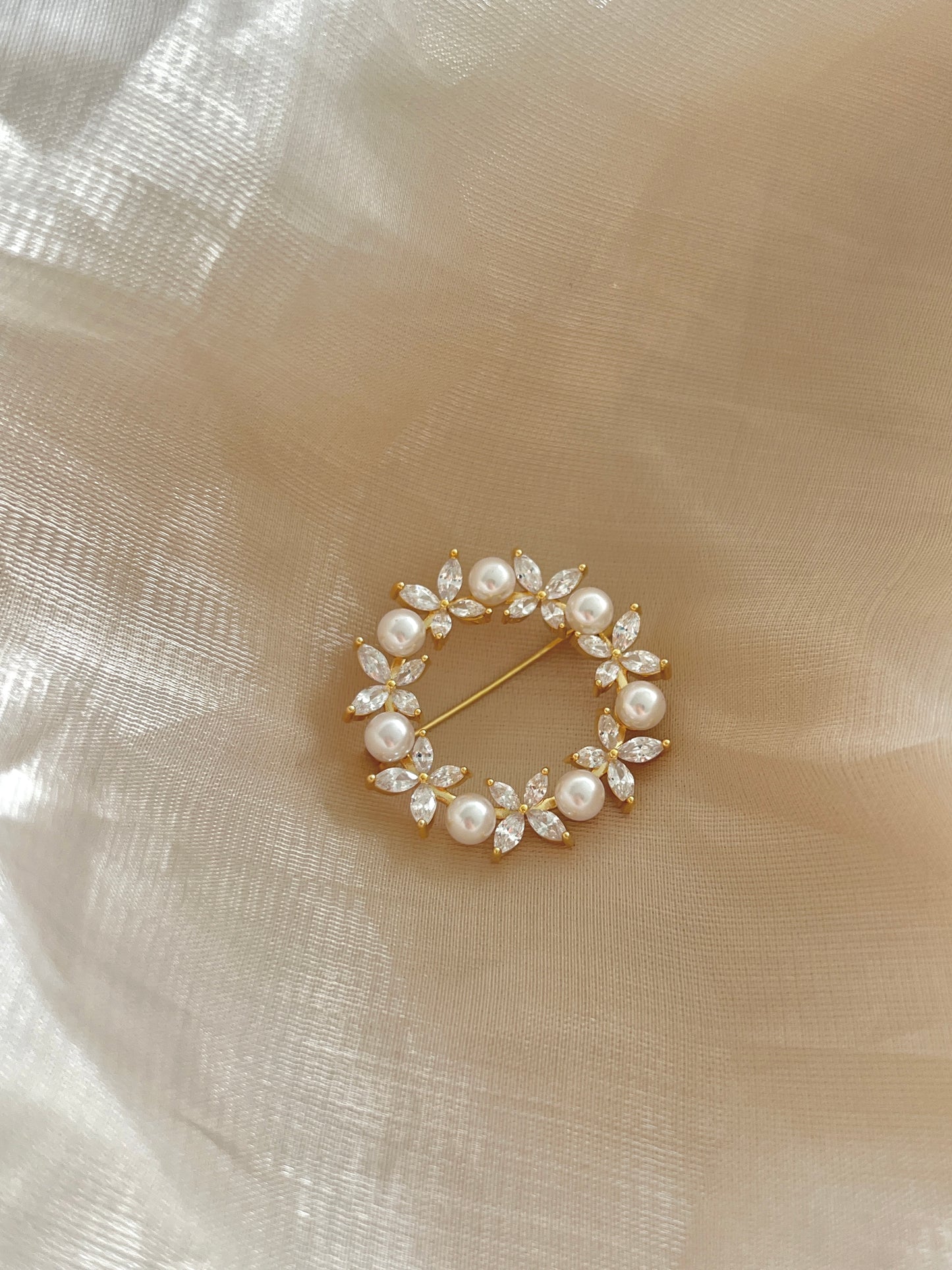 Elegant Butterfly Freshwater Pearl Brooch