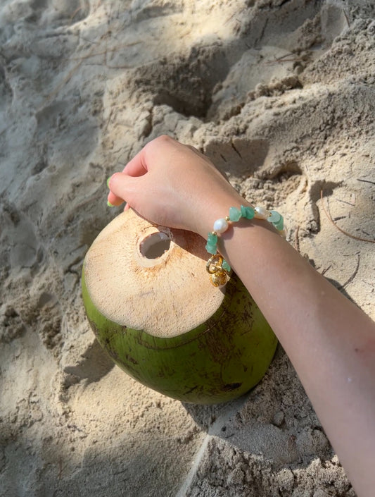 Green Stone Pearl Bracelet