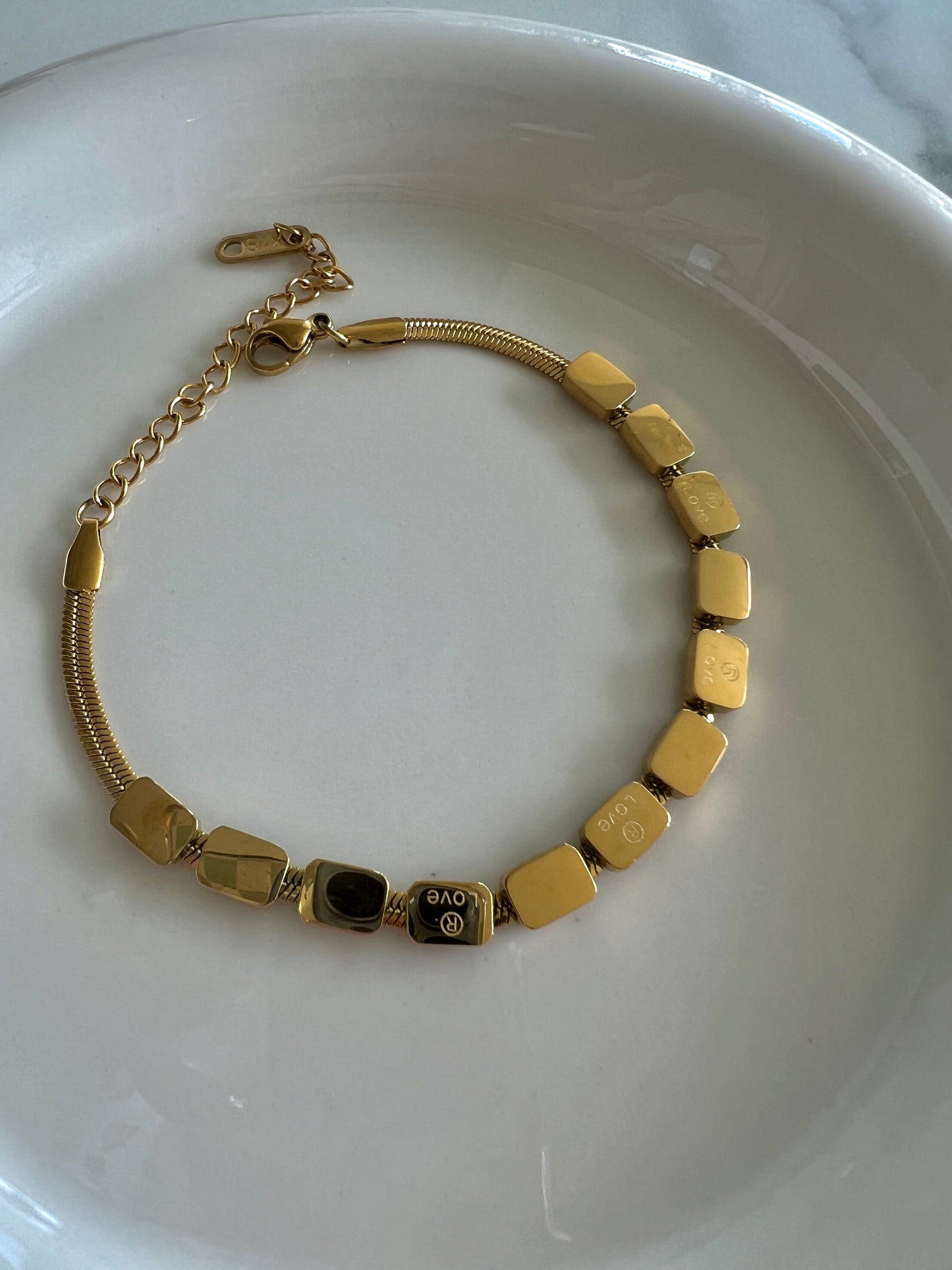 Love Golden Little Square Bracelet