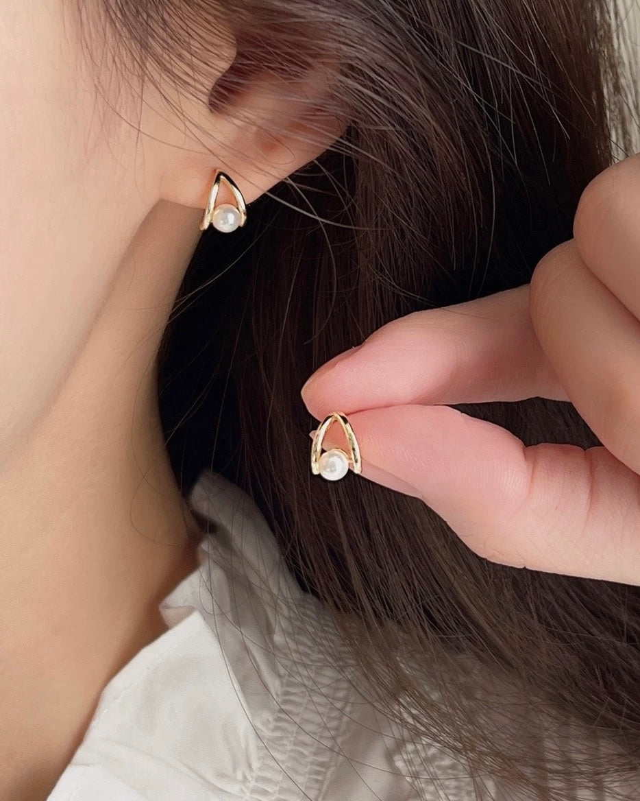 Chic Golden Freshwater Pearl Earrings