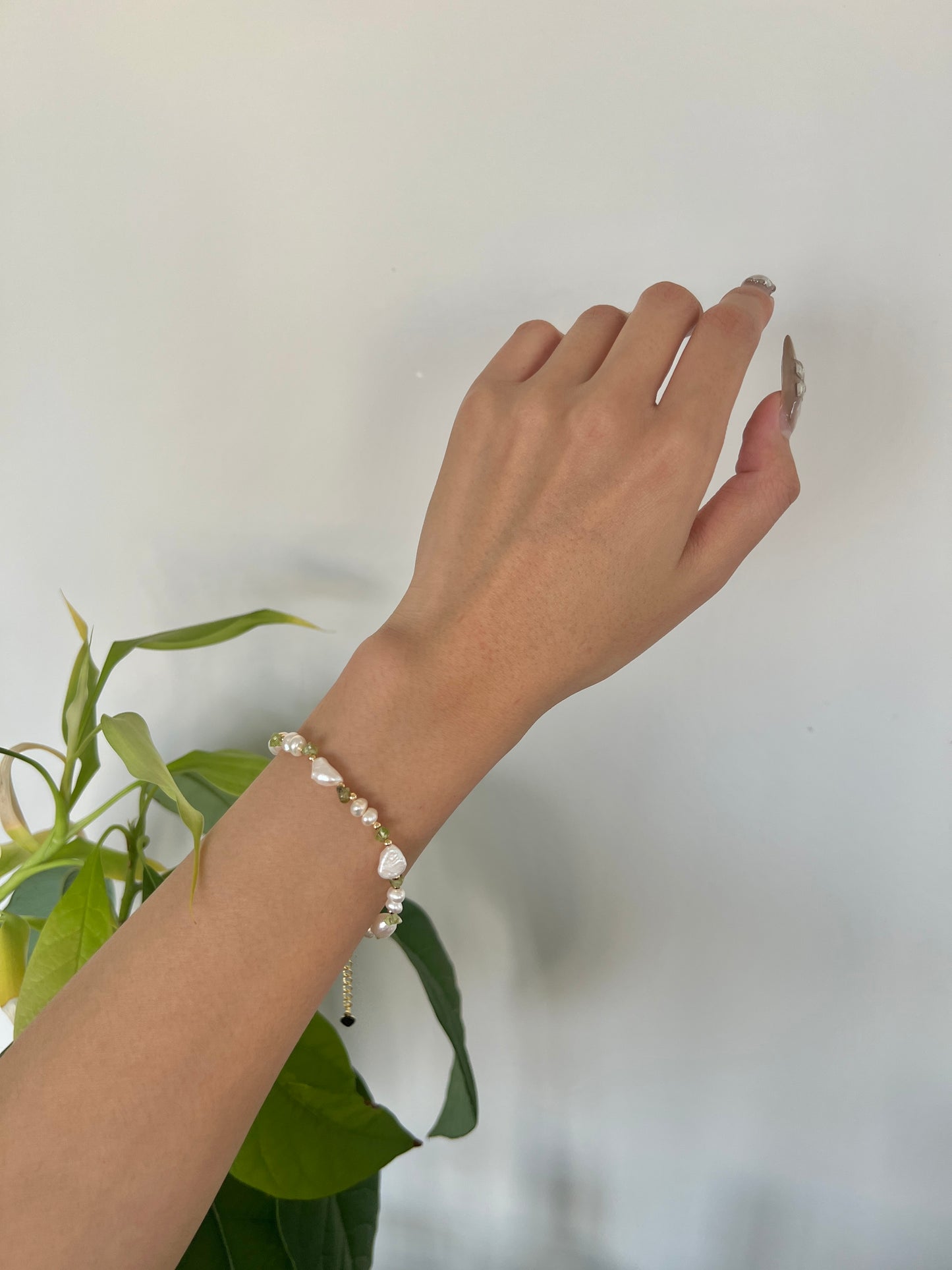 Green Crystal Pearl Bracelet