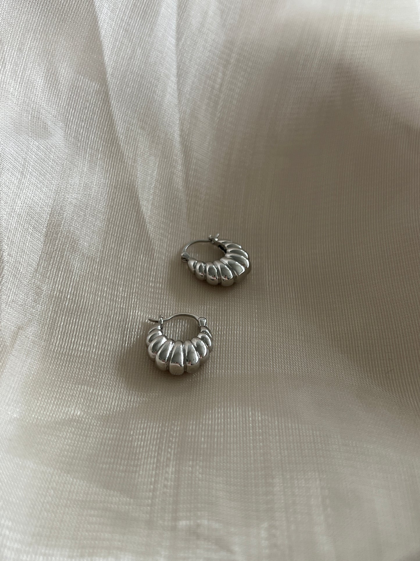 Mini Croissant Hoops