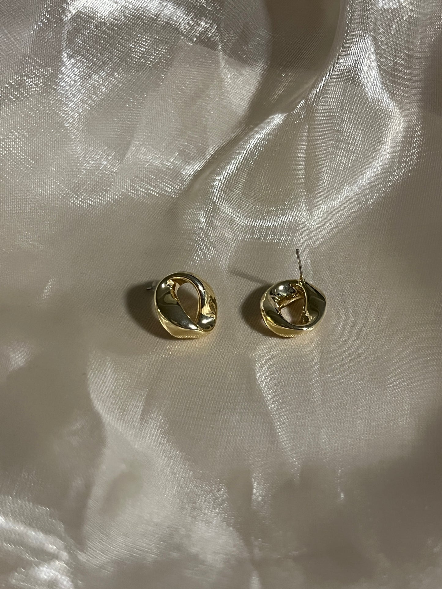 Petite Mobius Loop Earrings