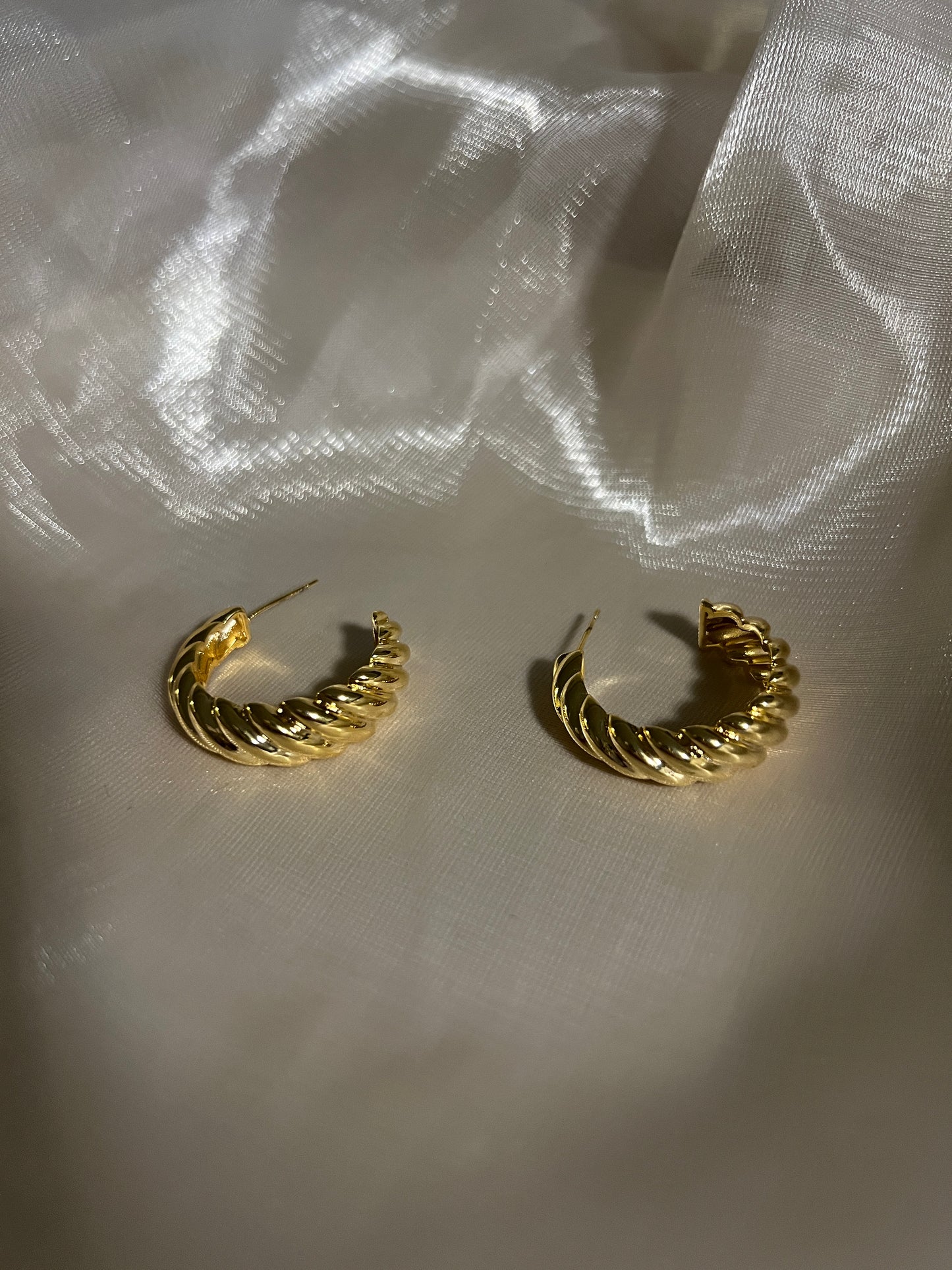 Twisted Golden Chunky Hoops