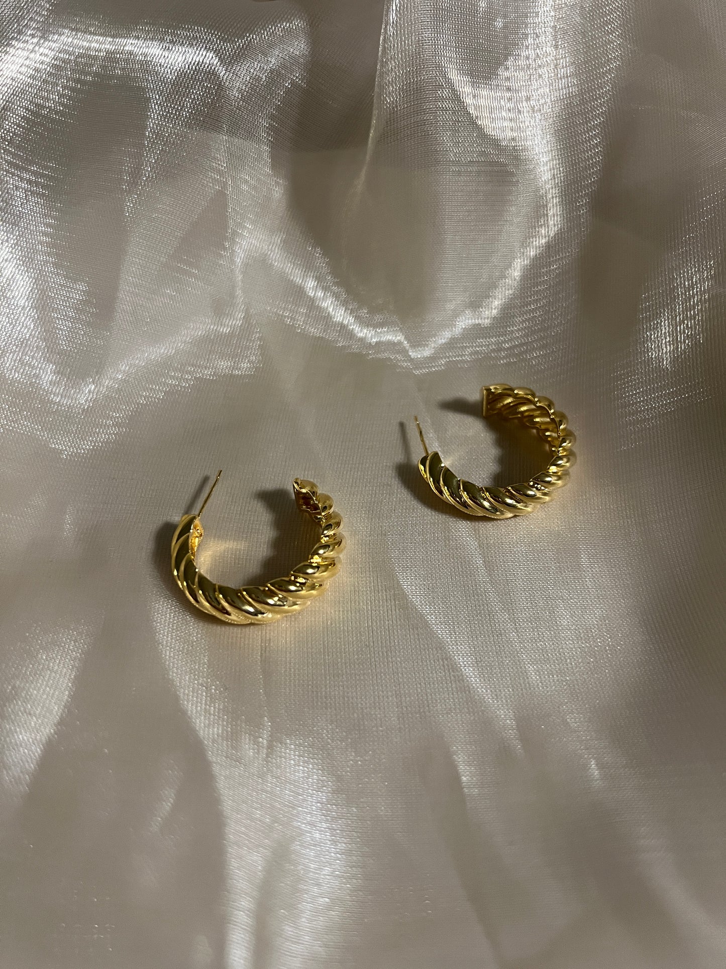 Twisted Golden Chunky Hoops