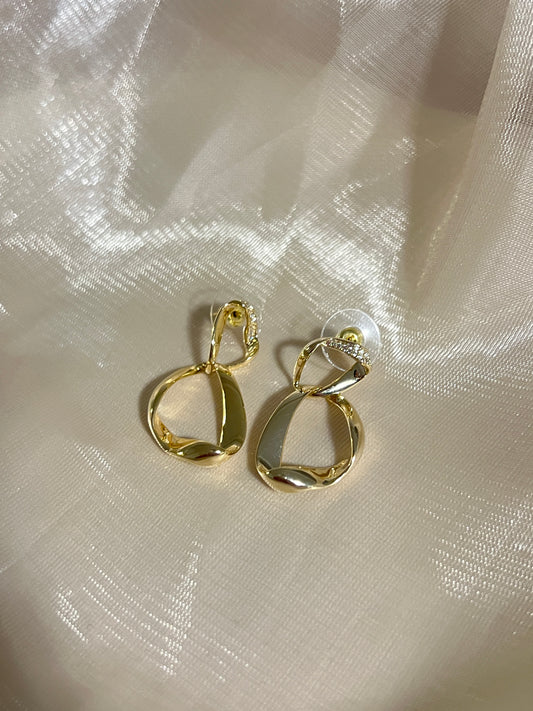 Stunning Golden Earrings