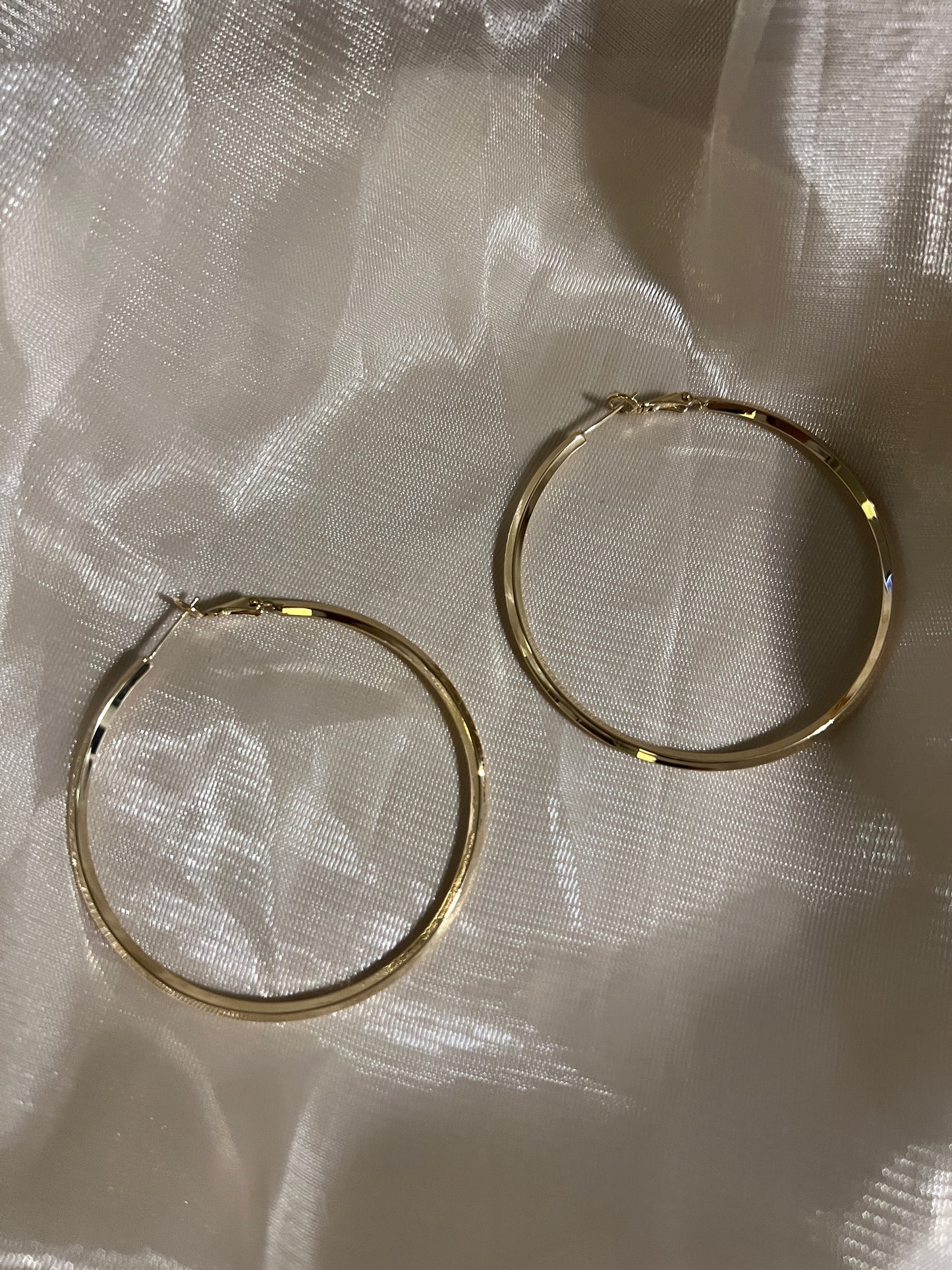 Bonito Gold Hoops