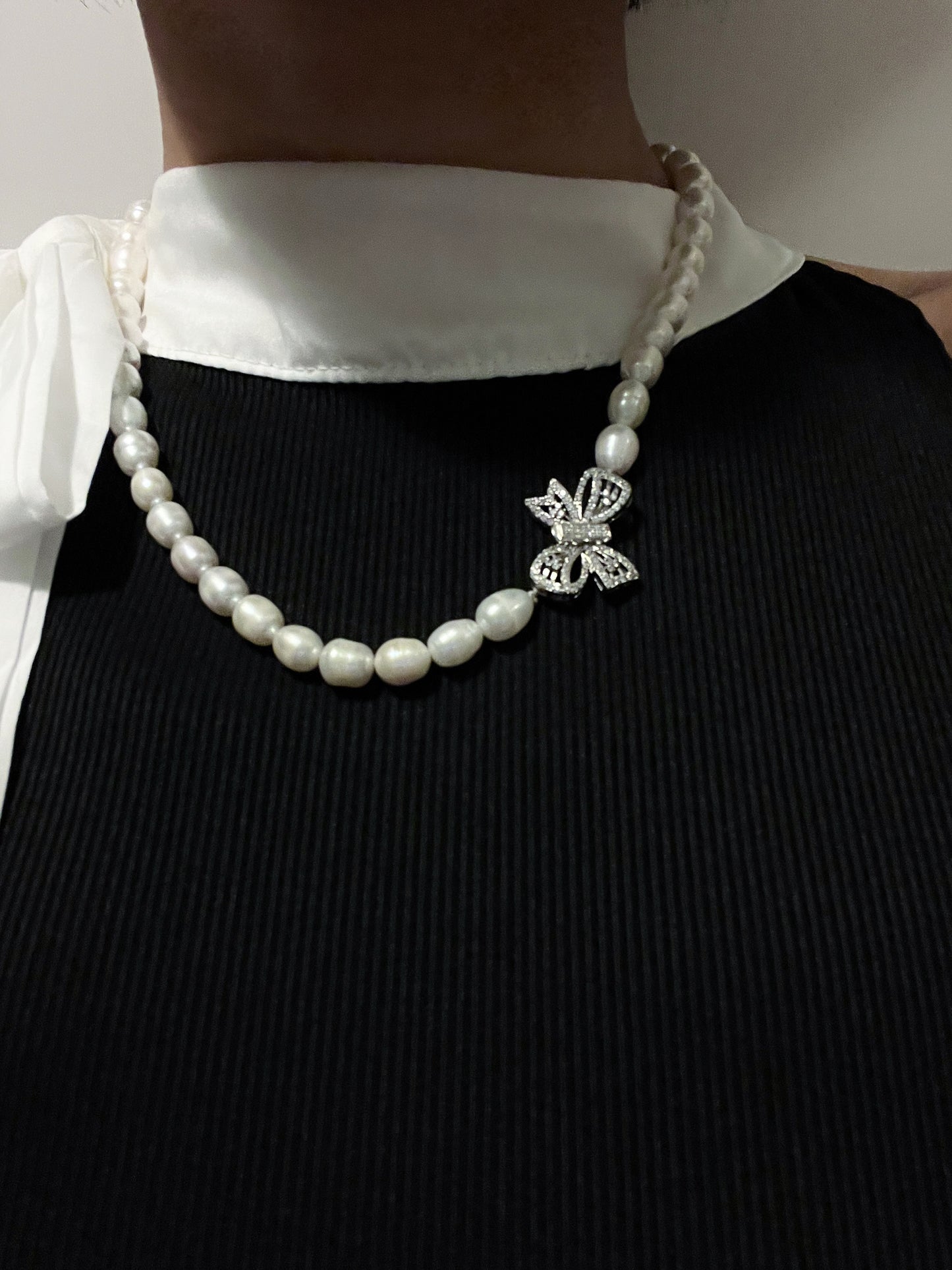 Papillon Pearl Necklace