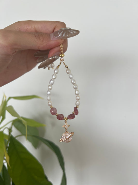 Cherry-colored Natural Stone Pearl Bracelet with Saturn & Star Pendant