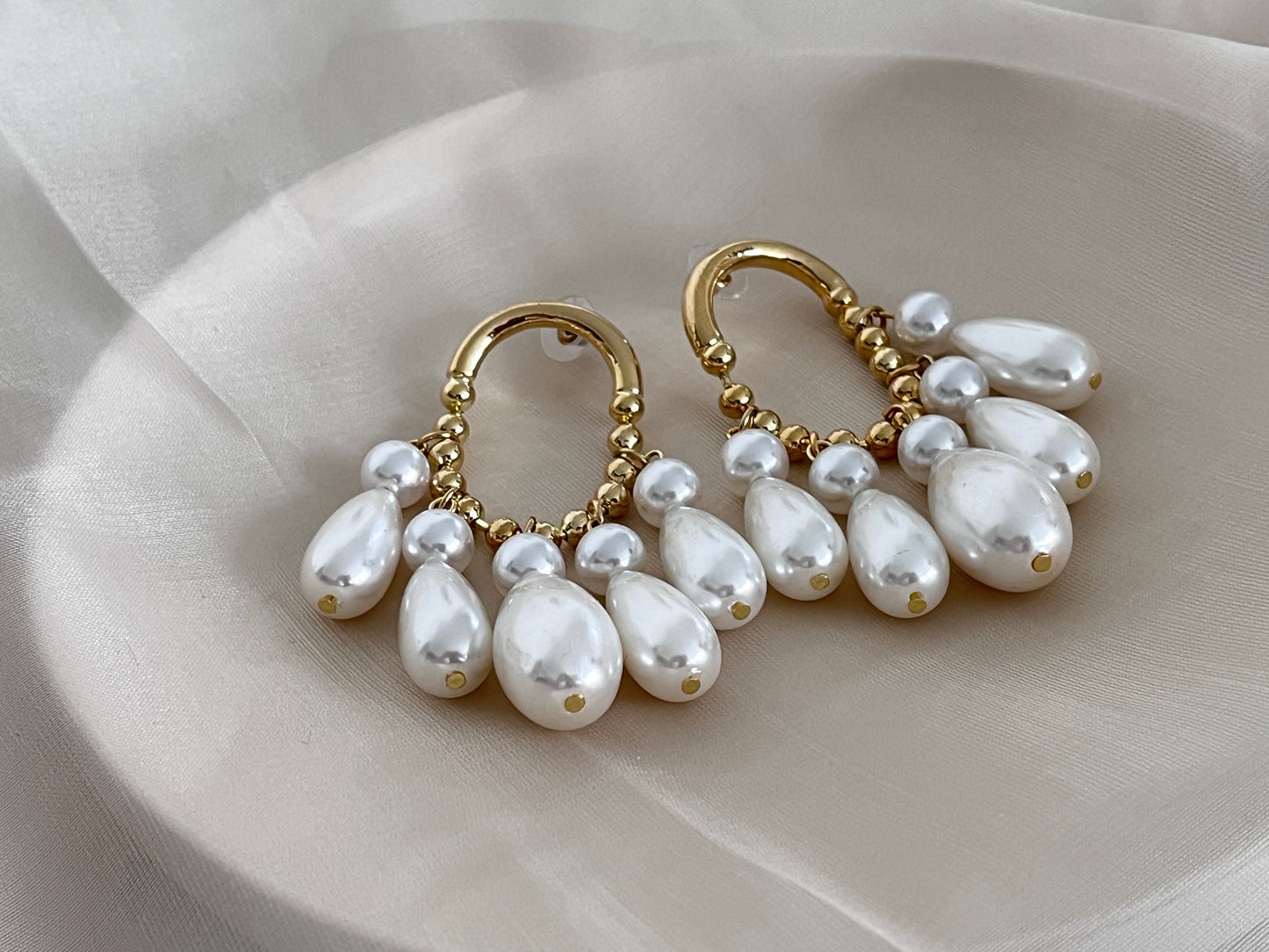 Freya irregular hoop drop Pearl earrings