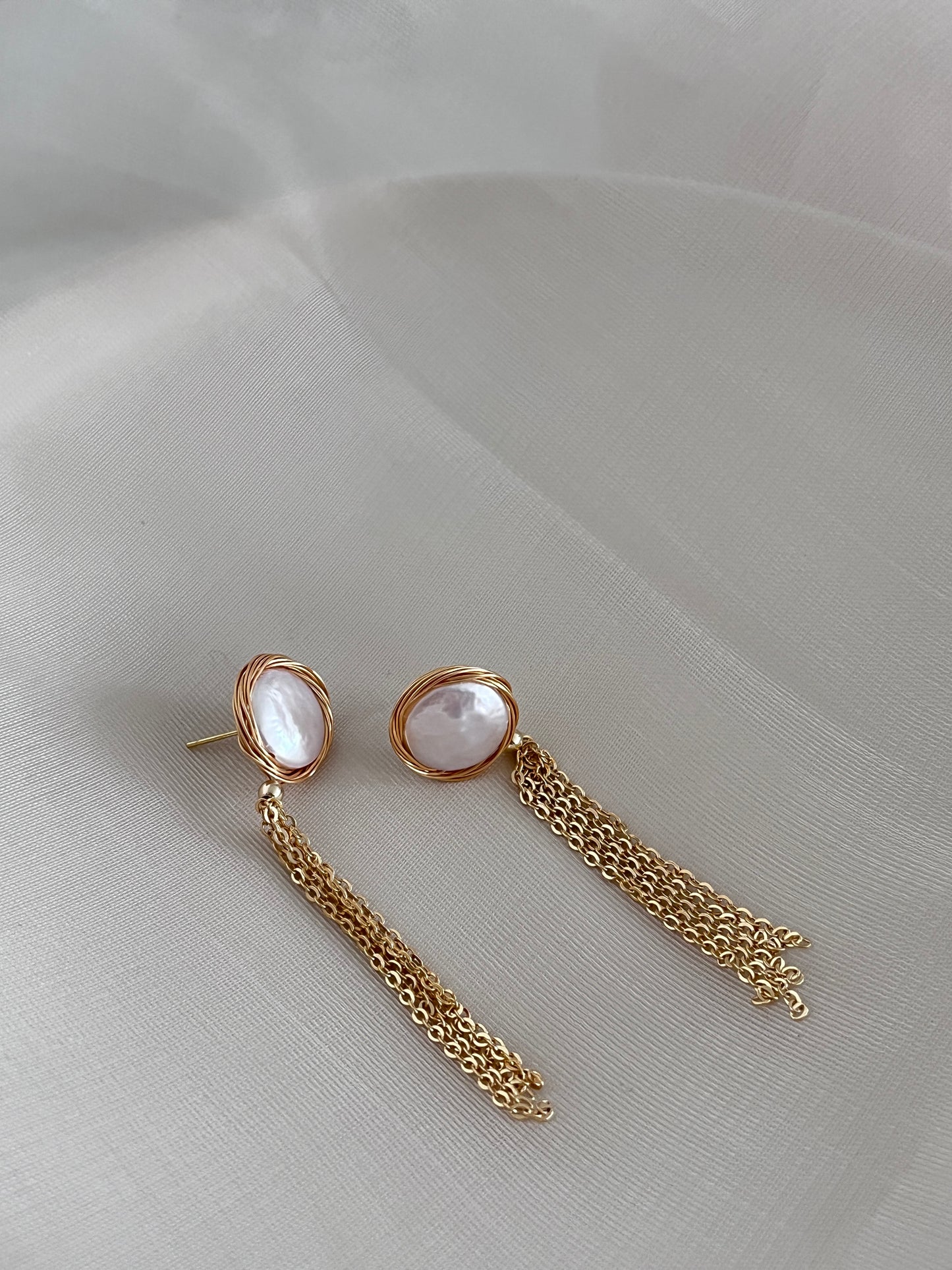 Anna pearl tassel earrings