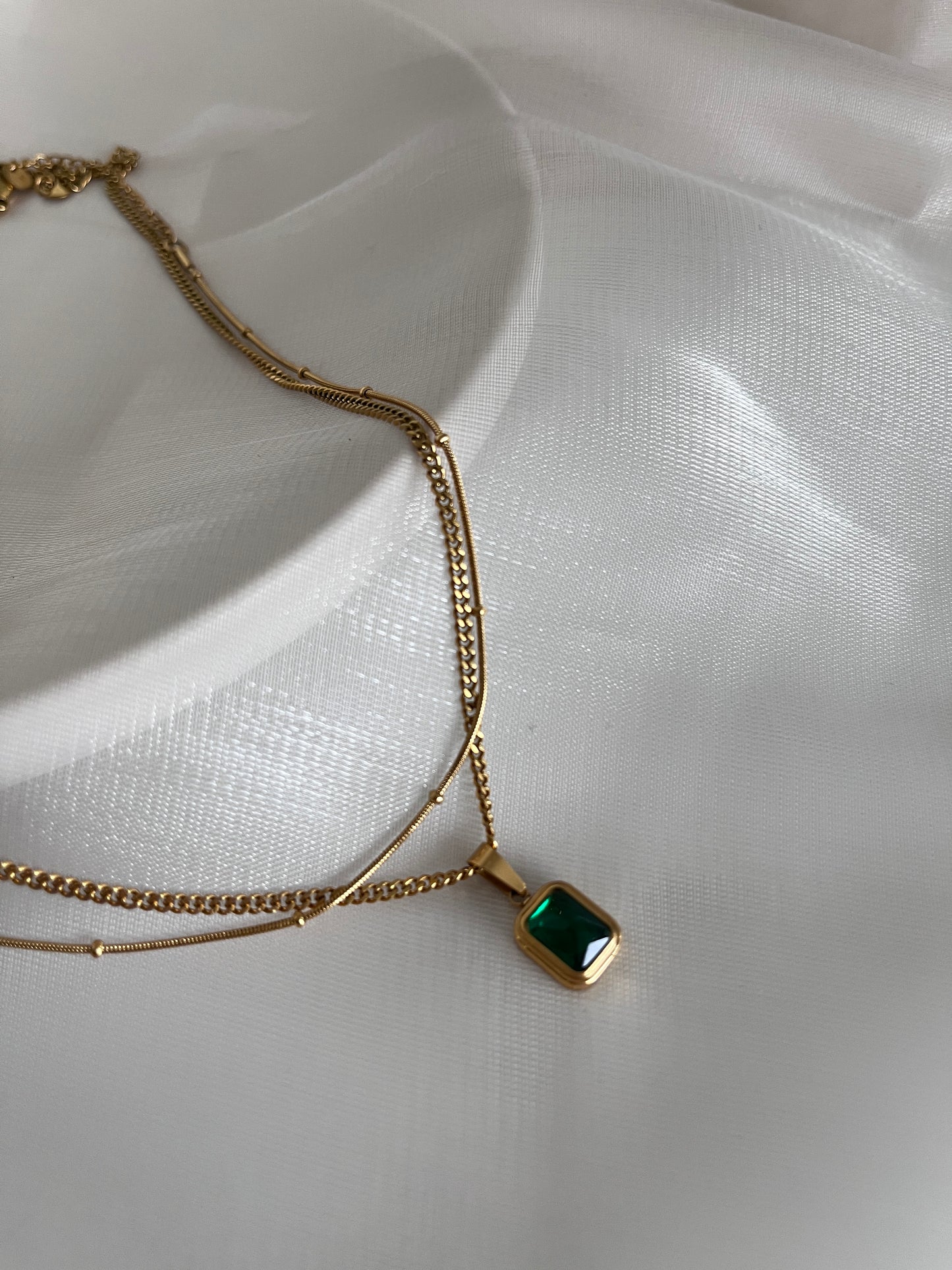 Emerald Two-layer Necklace