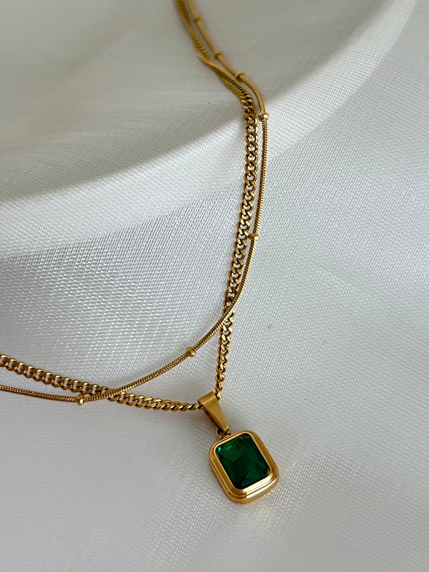 Emerald Two-layer Necklace