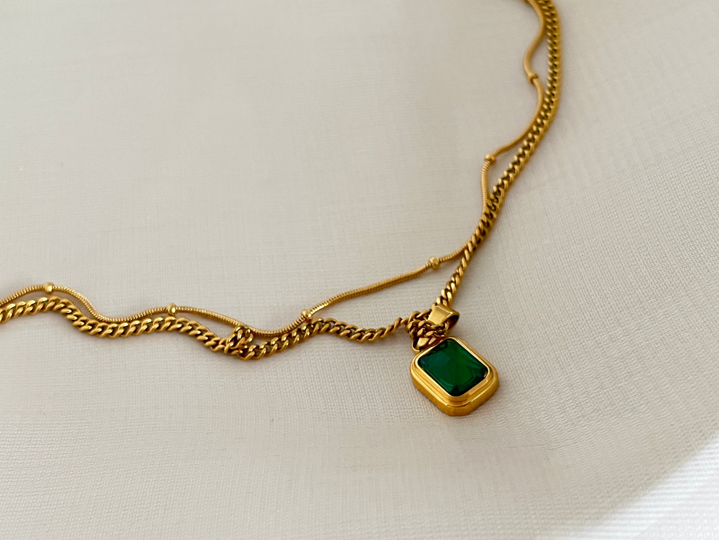 Emerald Two-layer Necklace