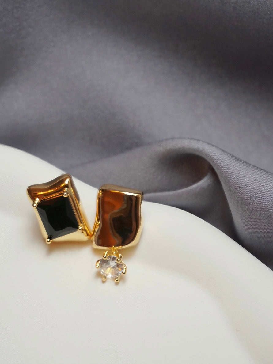 Lavinia Black Zircon Earrings