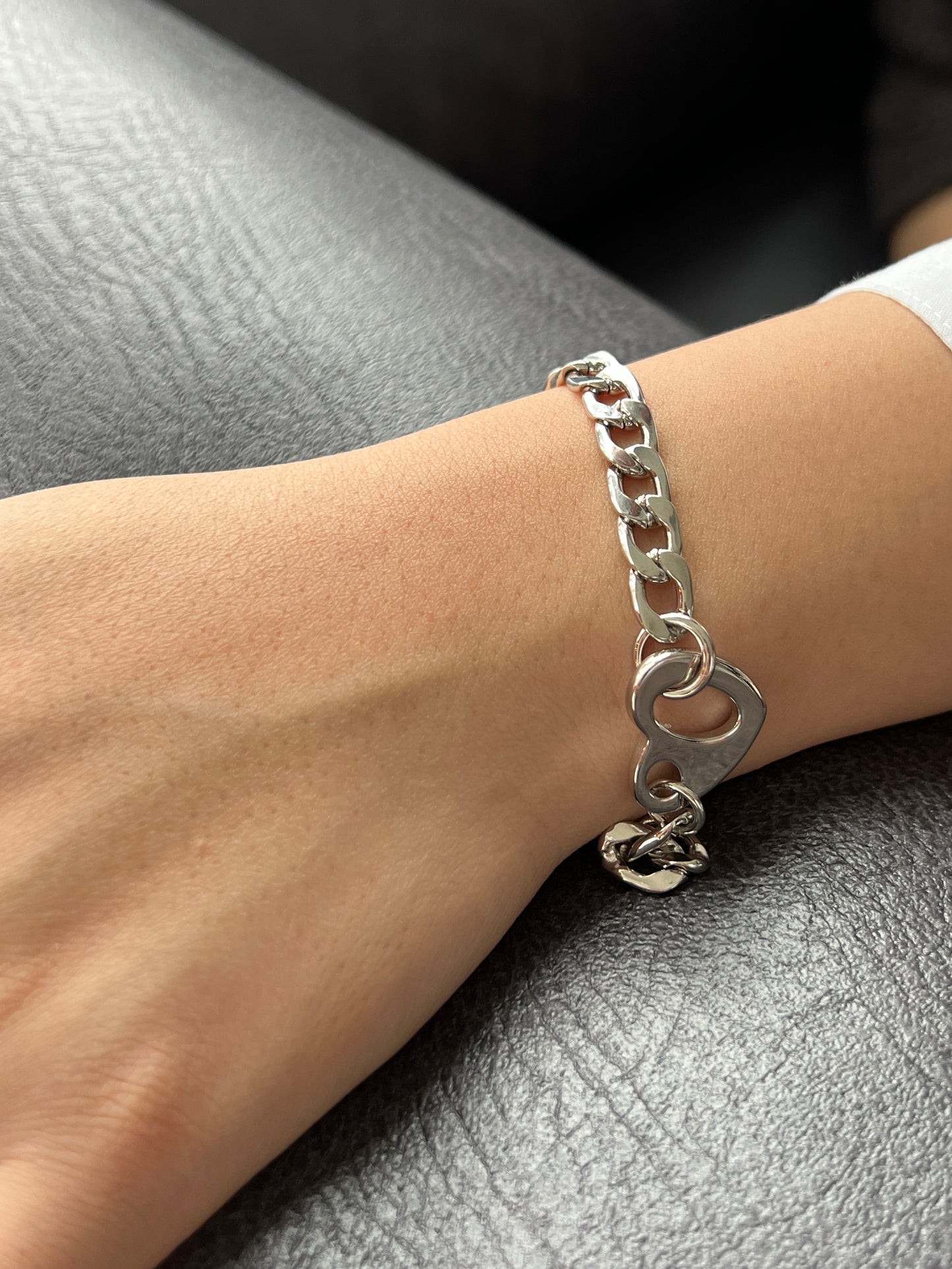 Stainless steel chunky heart bracelet