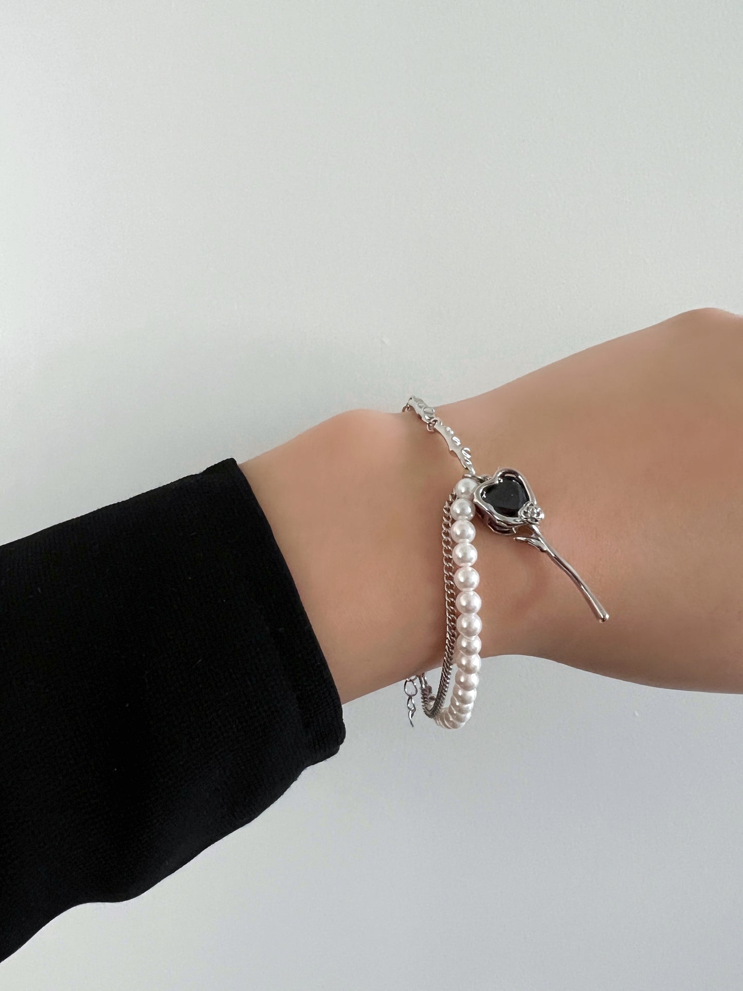 Black Rose Pearl Bracelet