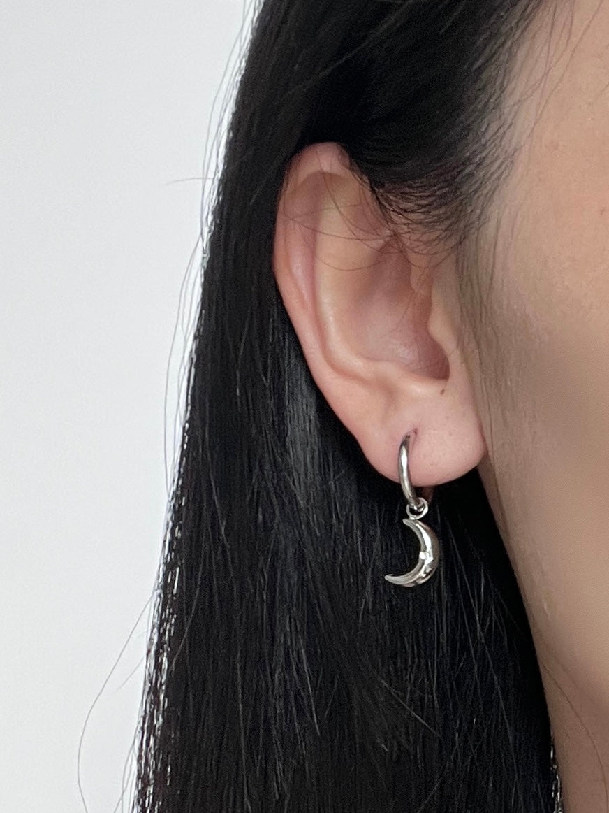 Luna Dangling Moon Earrings